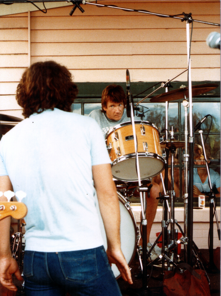 Jimmy Barnes, Gary Young - Cold Chisel