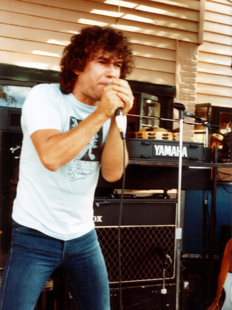 Jimmy Barnes - Cold Chisel