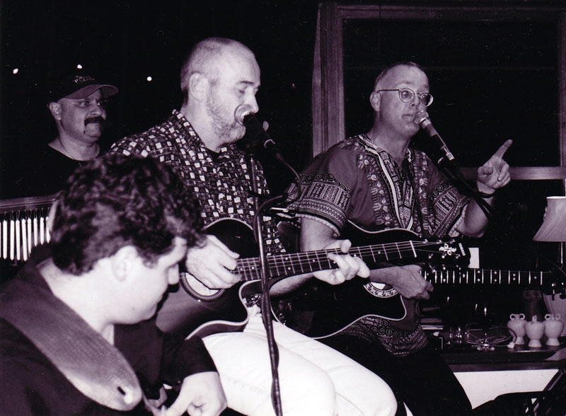 The Troubadours Mk II (with bass)